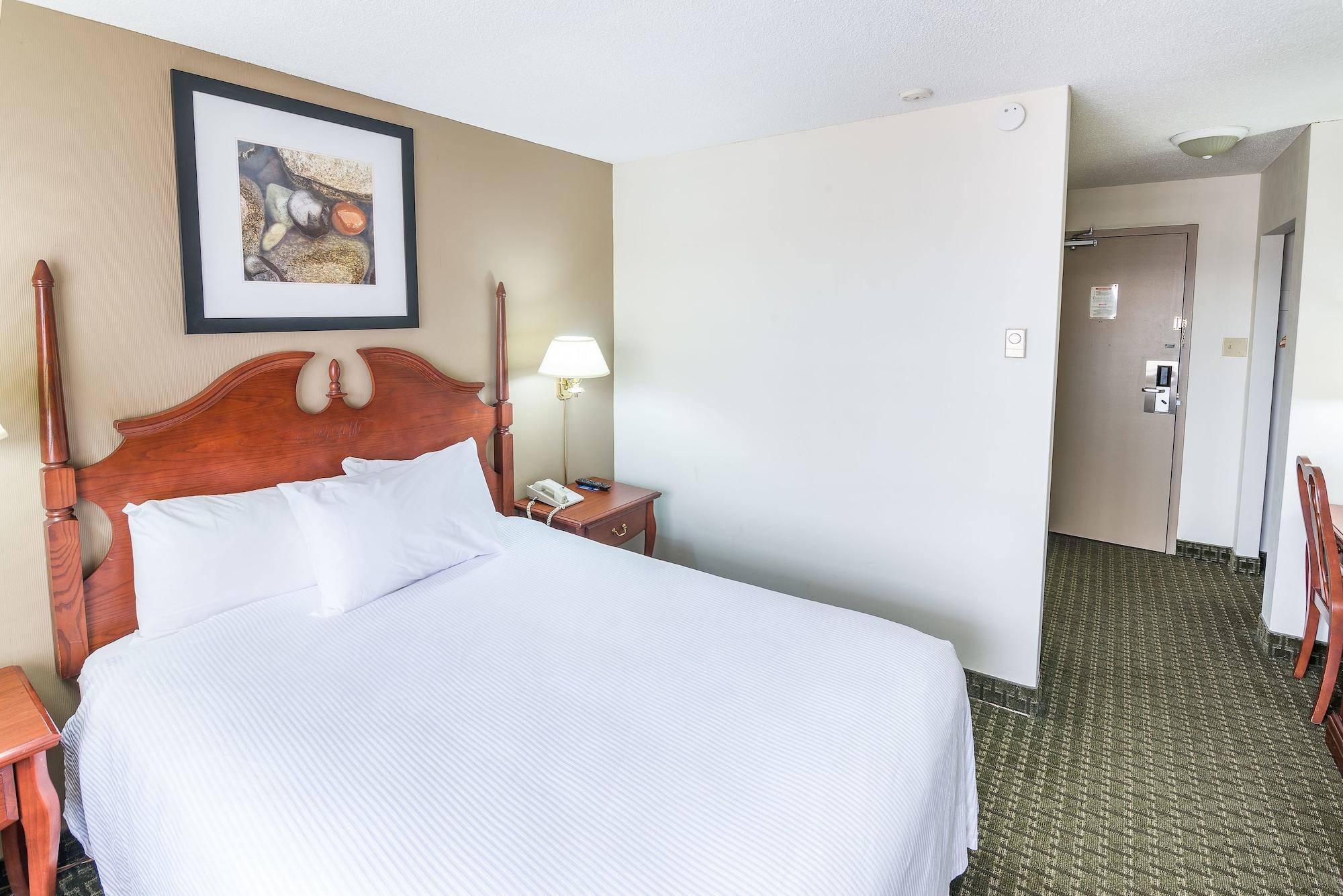 Ramada By Wyndham Thunder Bay Airlane Hotel Εξωτερικό φωτογραφία