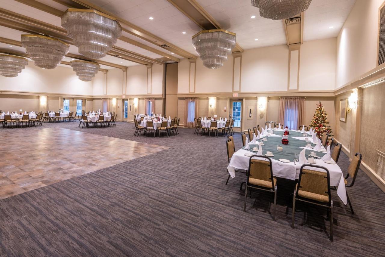 Ramada By Wyndham Thunder Bay Airlane Hotel Εξωτερικό φωτογραφία