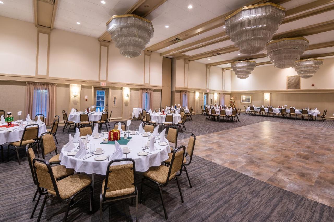 Ramada By Wyndham Thunder Bay Airlane Hotel Εξωτερικό φωτογραφία
