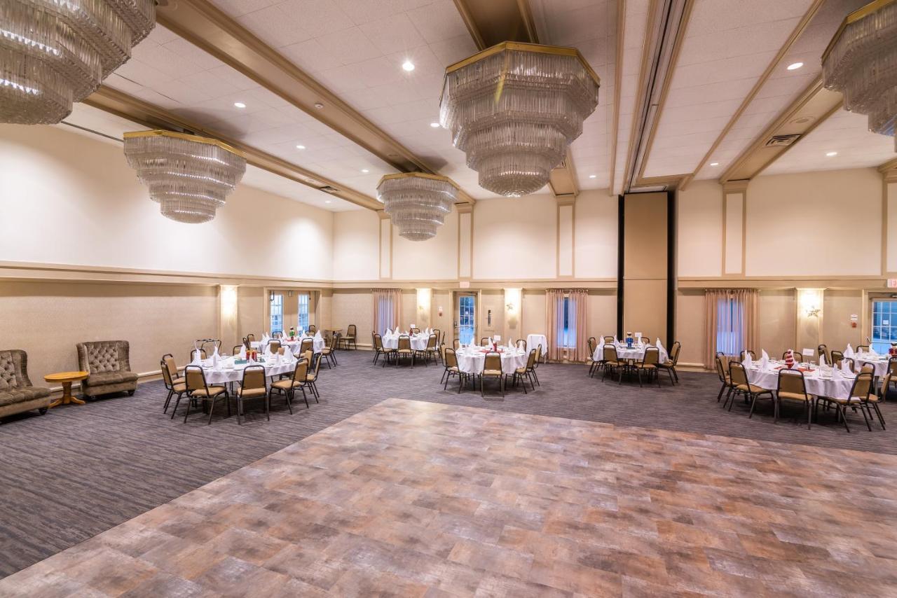 Ramada By Wyndham Thunder Bay Airlane Hotel Εξωτερικό φωτογραφία